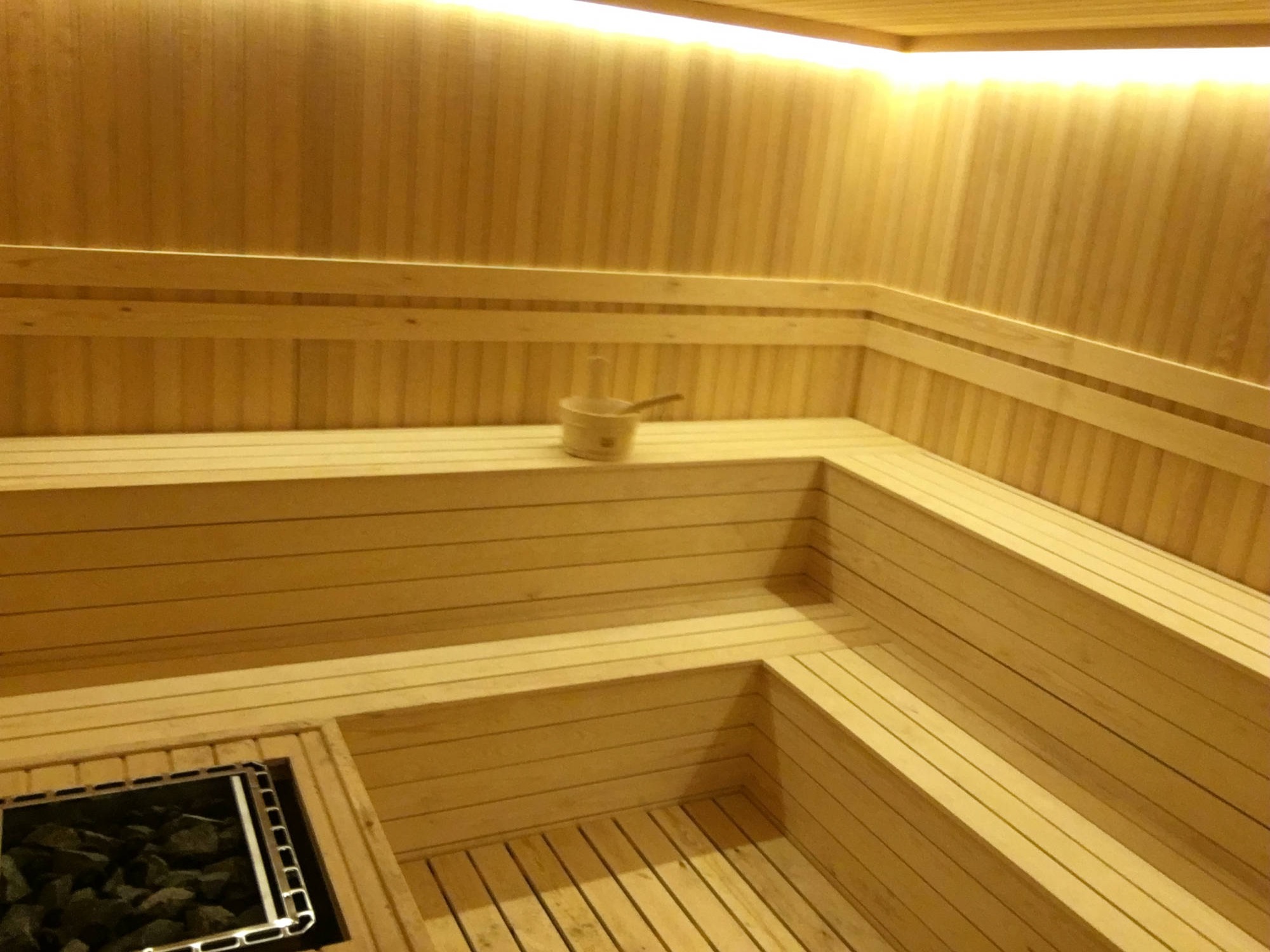 Sauna referansları, sauna projeleri, sauna yapımı, sauna tasarımı, Finlandiya saunası, kızılötesi sauna, IR sauna, konut saunası, otel saunası, SPA saunası, ticari sauna, sauna kabini, sauna sobası, sauna ahşabı, sedir sauna, Finlandiya çamı sauna, sauna kontrol paneli, sauna aydınlatması, sauna aksesuarları, anahtar teslim sauna, sauna kurulumu, ahşap işçiliği sauna, modern sauna, geleneksel sauna, sauna firması referansları.