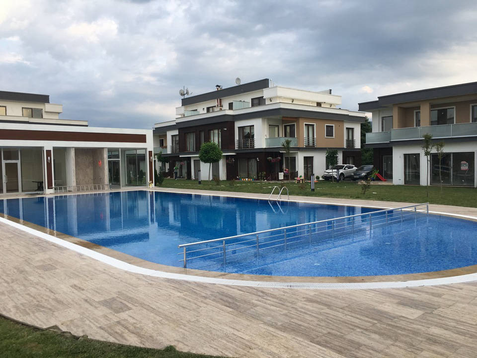 Yüzme havuzu, havuz referansları, havuz projeleri, havuz yapımı, havuz inşaatı, havuz tasarımı, modern havuz, lüks havuz, anahtar teslim havuz, havuz taahhüt, havuz mühendisliği, özel havuz, villa havuzu, otel havuzu, ticari havuz, kapalı havuz, açık havuz, prefabrik havuz, betonarme havuz, sonsuzluk havuzu, olimpik havuz, çocuk havuzu, havuz yenileme, havuz bakımı, havuz ekipmanları, havuz sistemleri, havuz çözümleri, havuz danışmanlığı, Düzce havuz, Türkiye havuz.